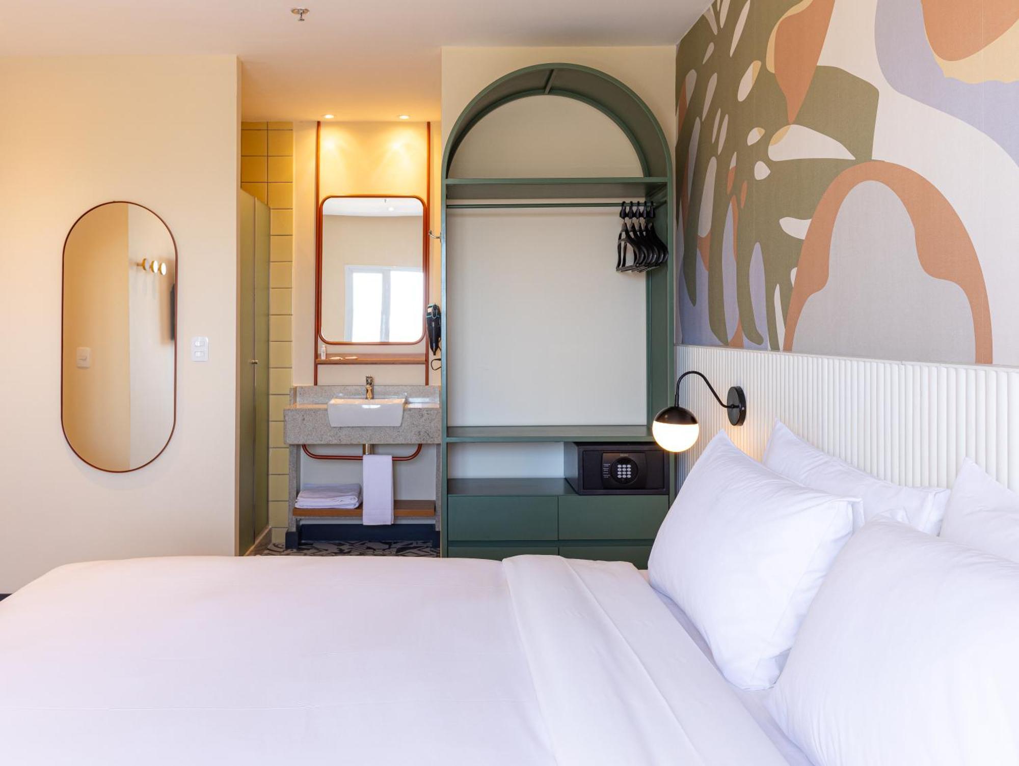 B&B Hotel Santos Dumont Рио-де-Жанейро Экстерьер фото